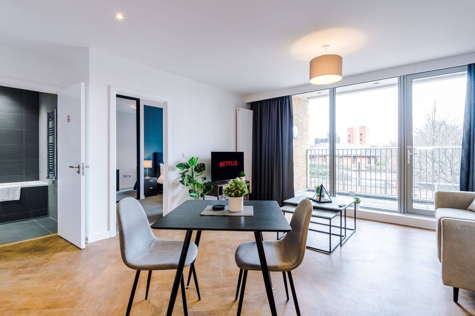 Business Travel Accommodation: Why Agents Choose Serviced Apartments
