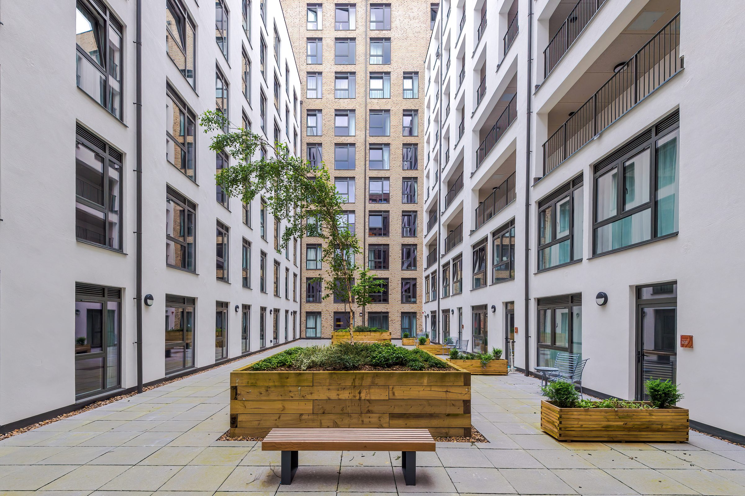 Sheffield Apartments - Image 6
