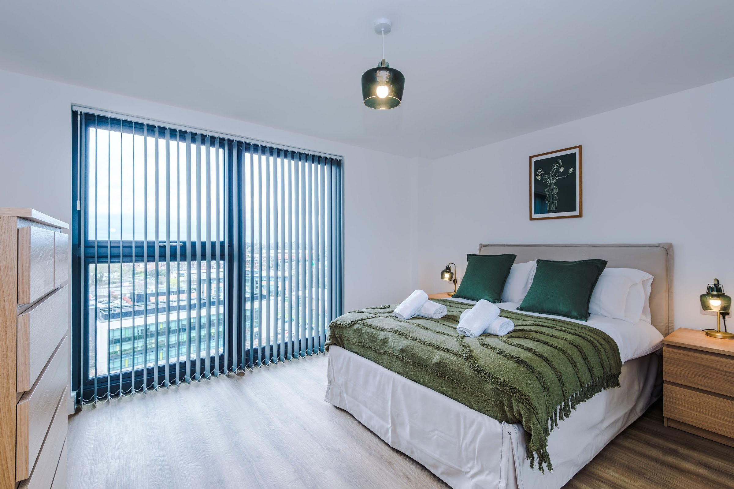 Stockport - Image 4